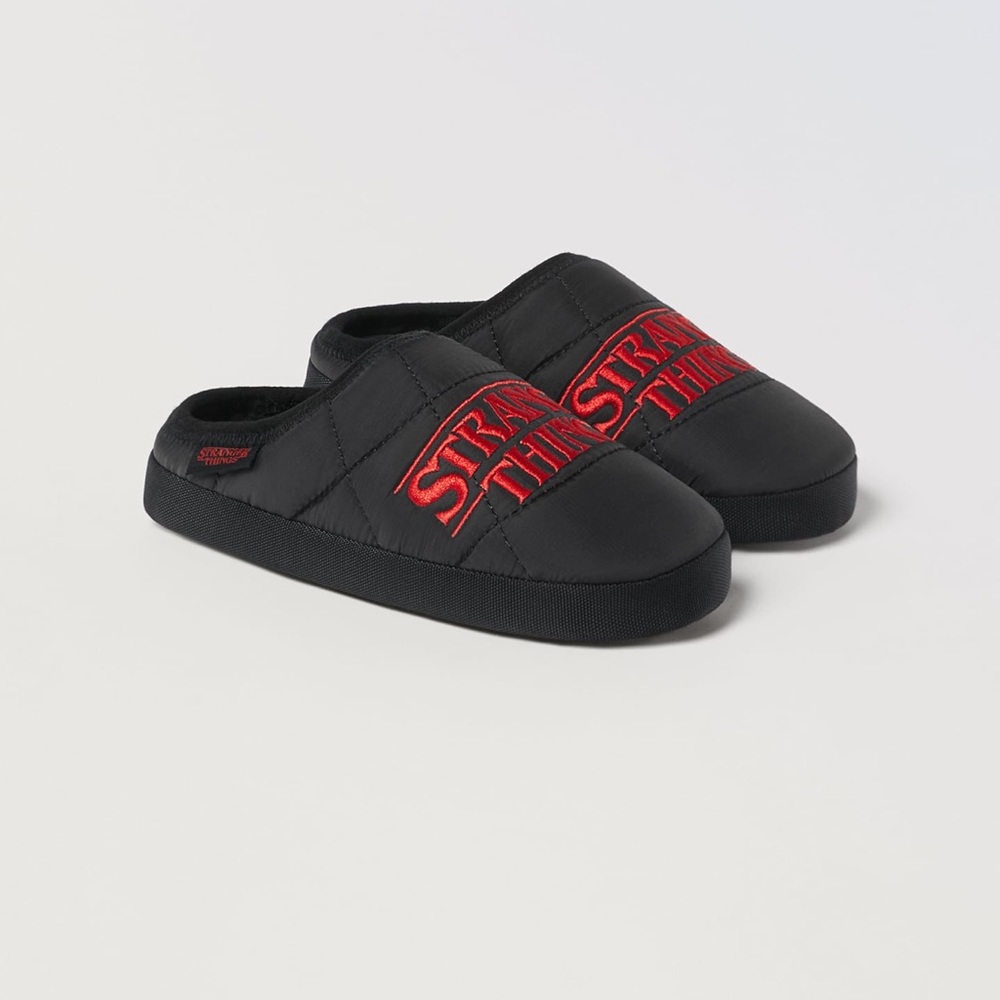 Zara STRANGER THINGS NETFLIX SLIPPERS